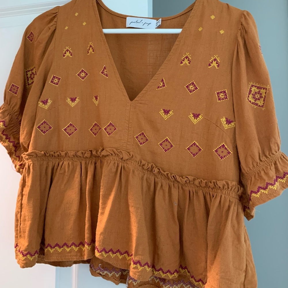 Petal & Pup top